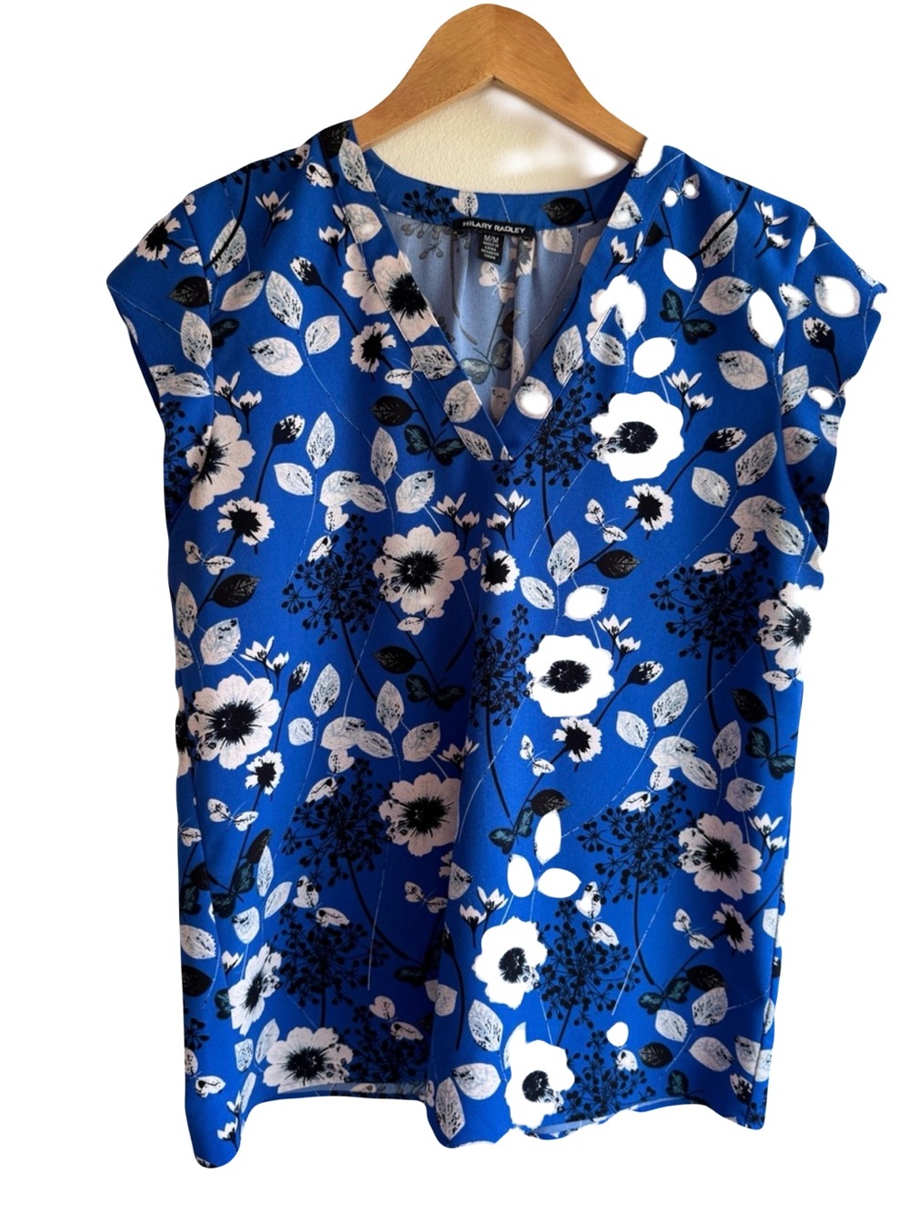 Hilary Radley Royal Blue Floral V-Neck Cap Sleeve Blouse M